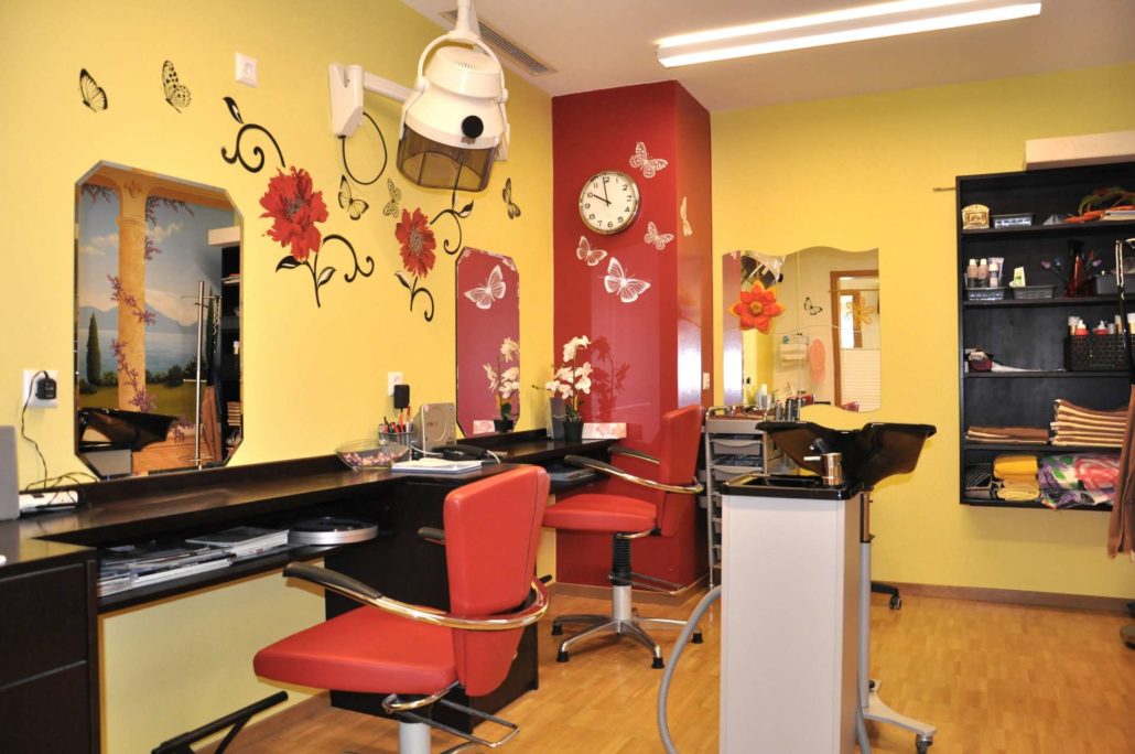 Comment éclairer efficacement un salon de coiffure - JCM Electrique